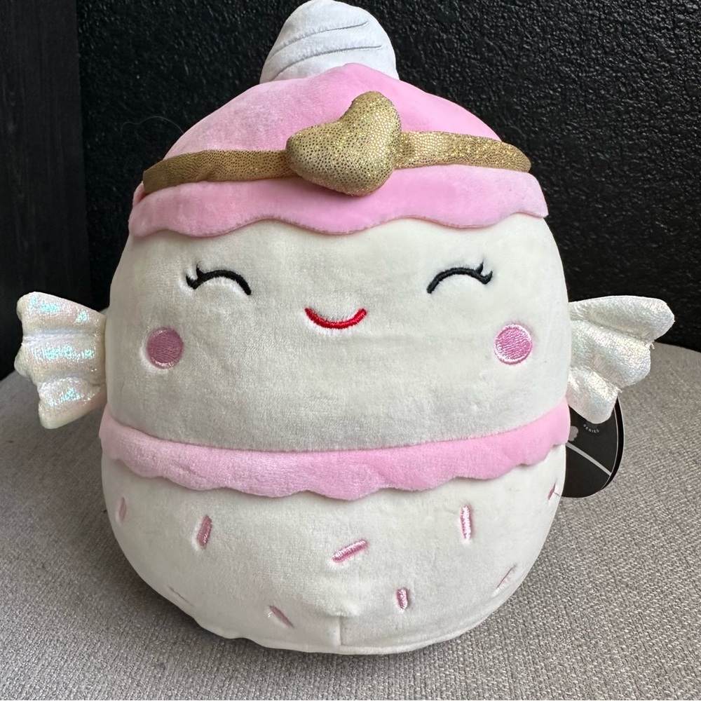NWT 8” Sugar the Angel Food Cake 🩷🧁 Select Series Squishmallow